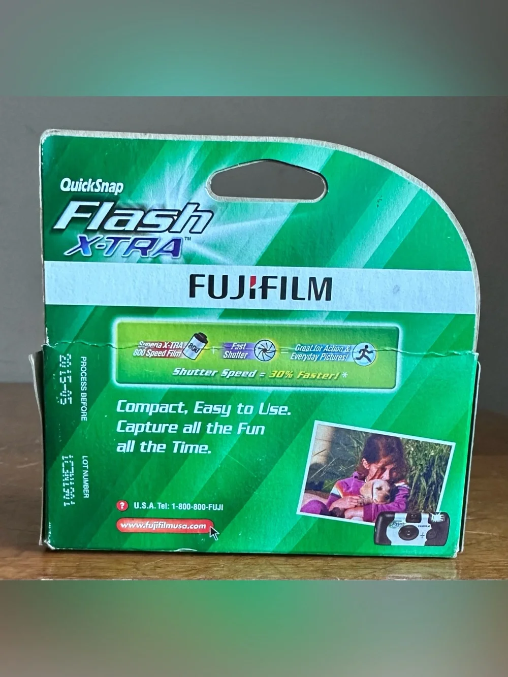 Fujifilm Flash X-TRA Disposable Camera in Green and White